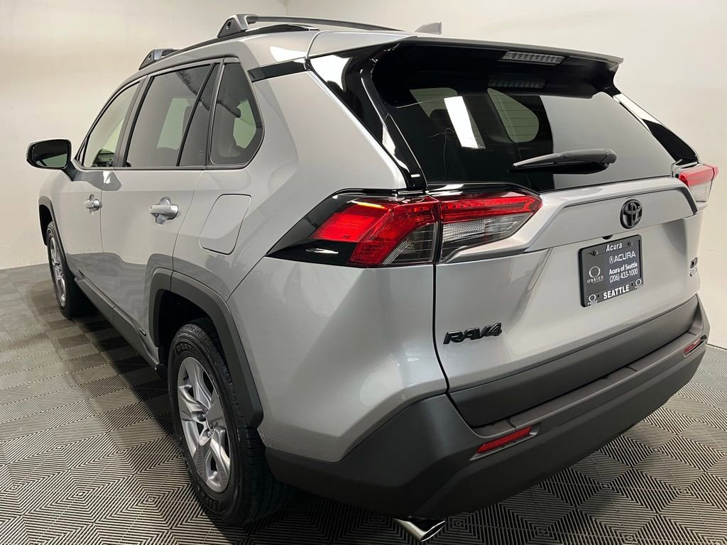 Used 2025 Toyota RAV4 XLE w/ Convenience Package AWD/4WD image 22