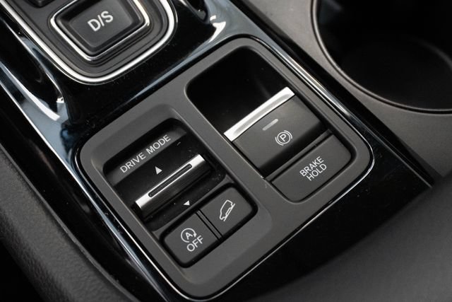 Used 2025 Honda Pilot EX-L image 21