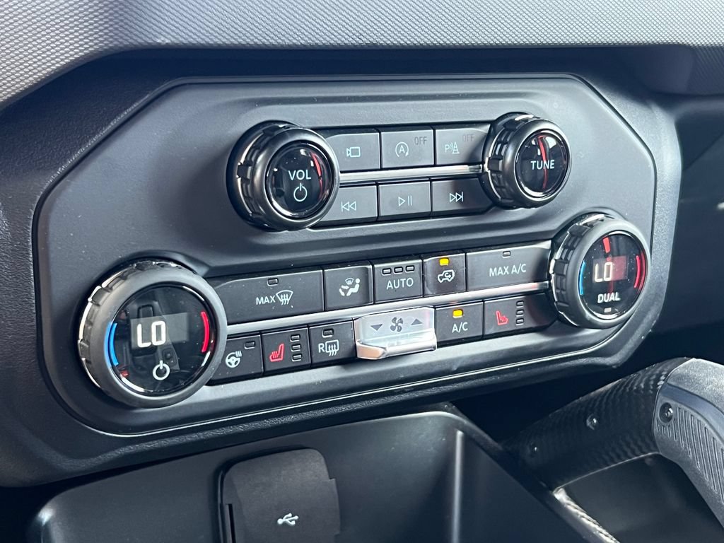 Used 2024 Ford Bronco Raptor AWD/4WD image 37