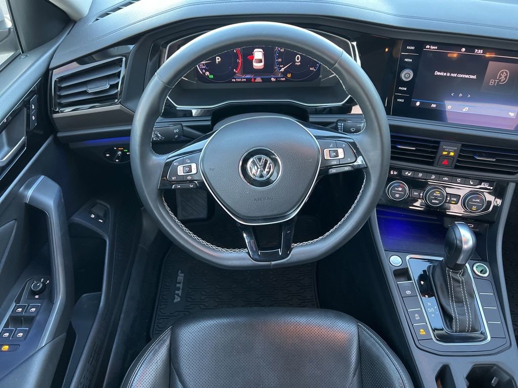 Used 2021 Volkswagen Jetta SEL Premium image 15