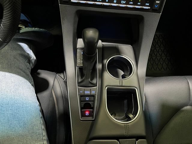 Certified 2022 Toyota Avalon Touring FWD image 21