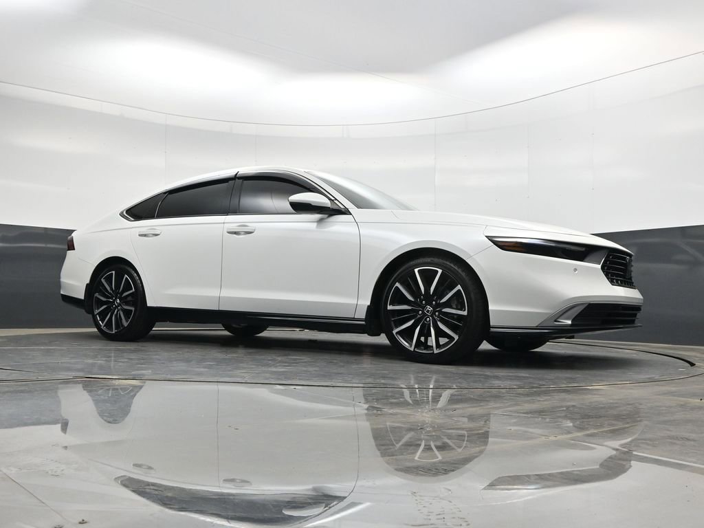 Used 2023 Honda Accord Touring image 27