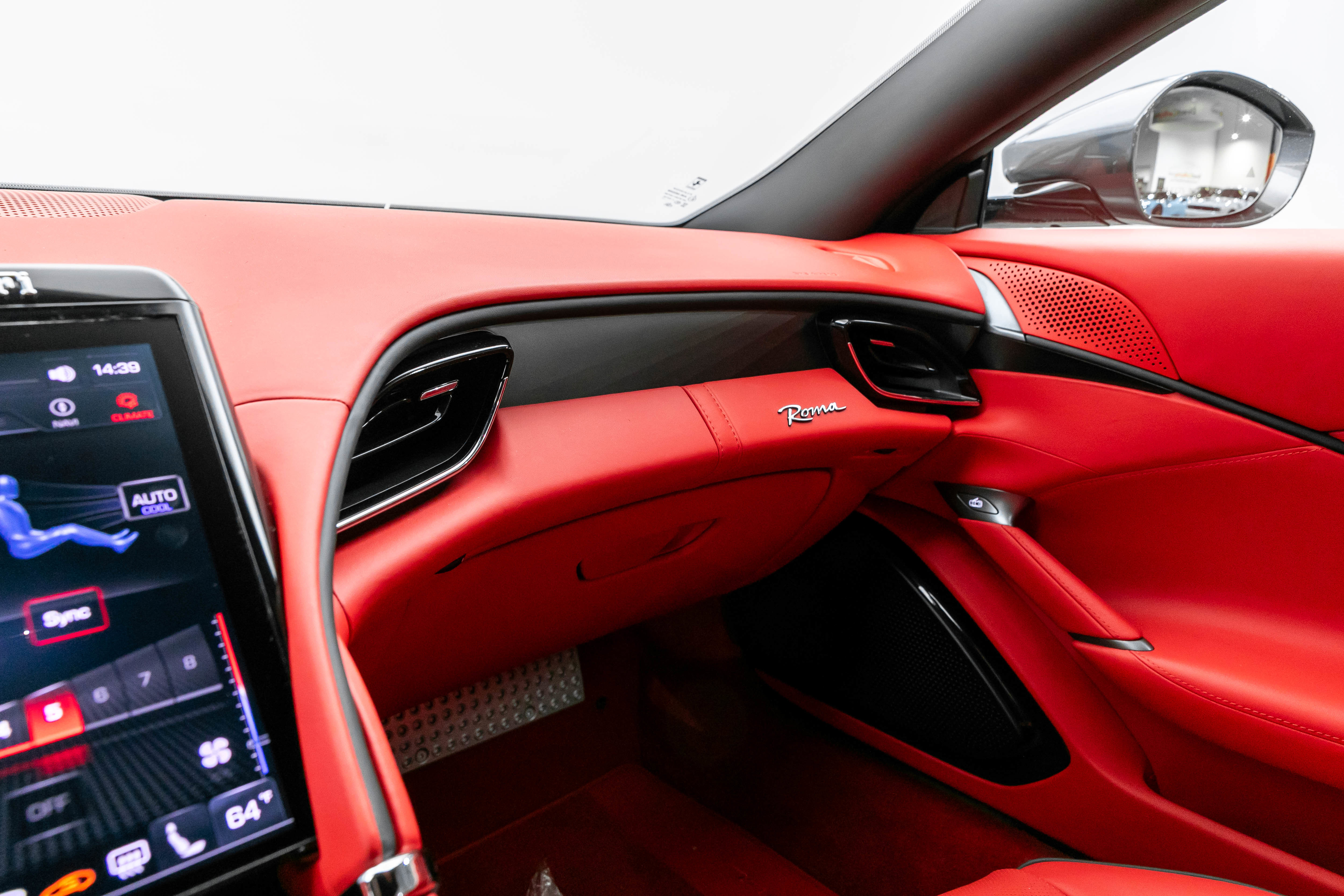 Certified 2024 Ferrari Roma image 31