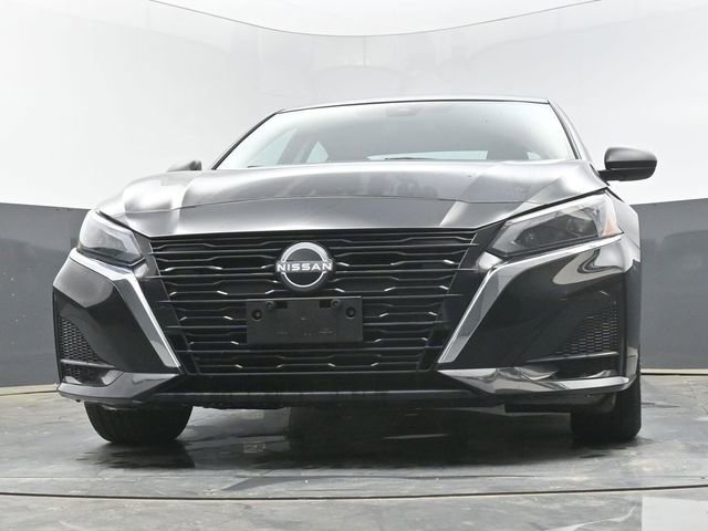 Used 2025 Nissan Altima 2.5 SV image 34