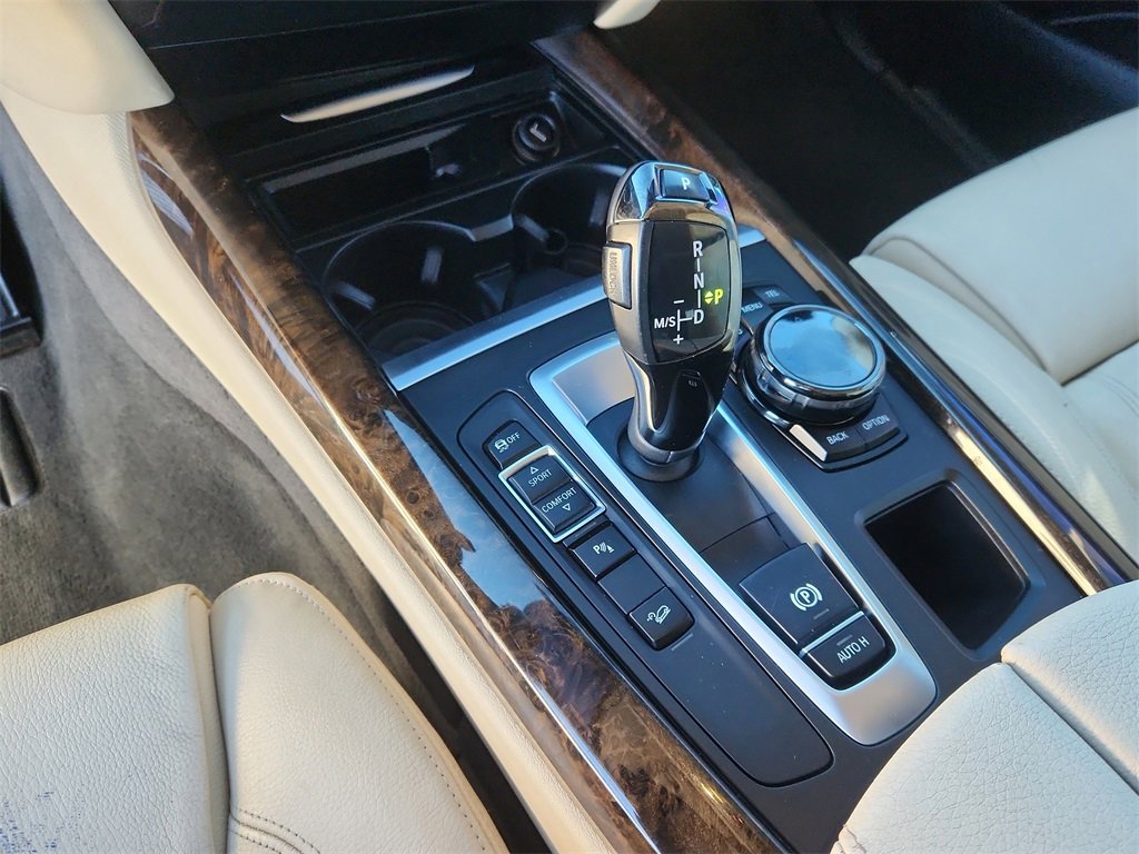 Used 2016 BMW X5 xDrive50i w/ Executive Package image 23