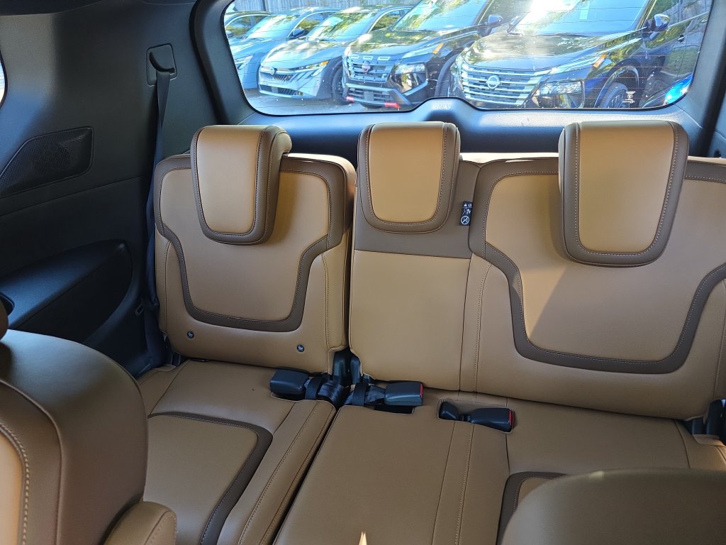 New 2026 Nissan Armada SL w/ Captain's Chari Seat Package AWD/4WD image 36