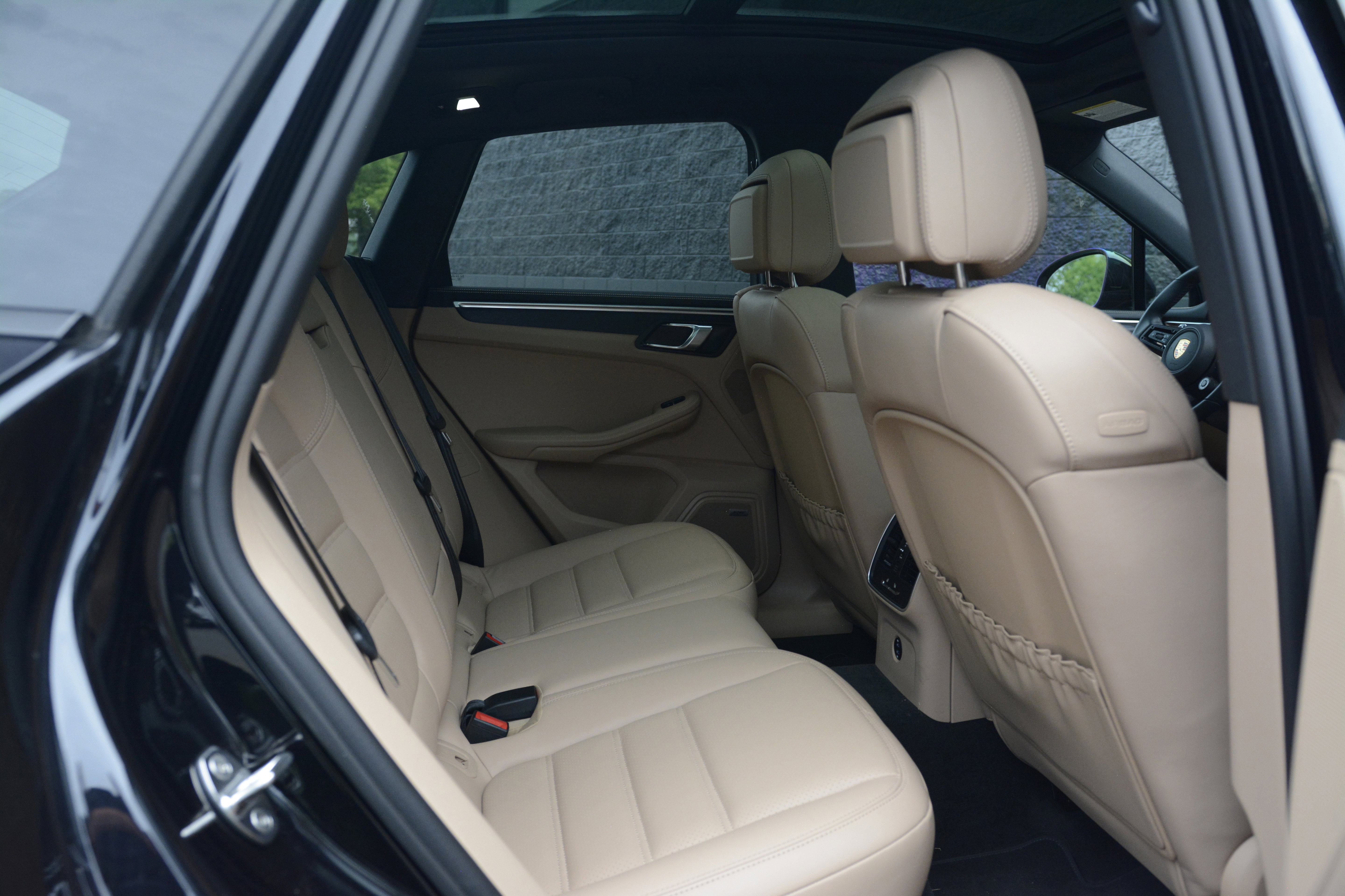 Certified 2023 Porsche Macan GTS AWD/4WD image 34