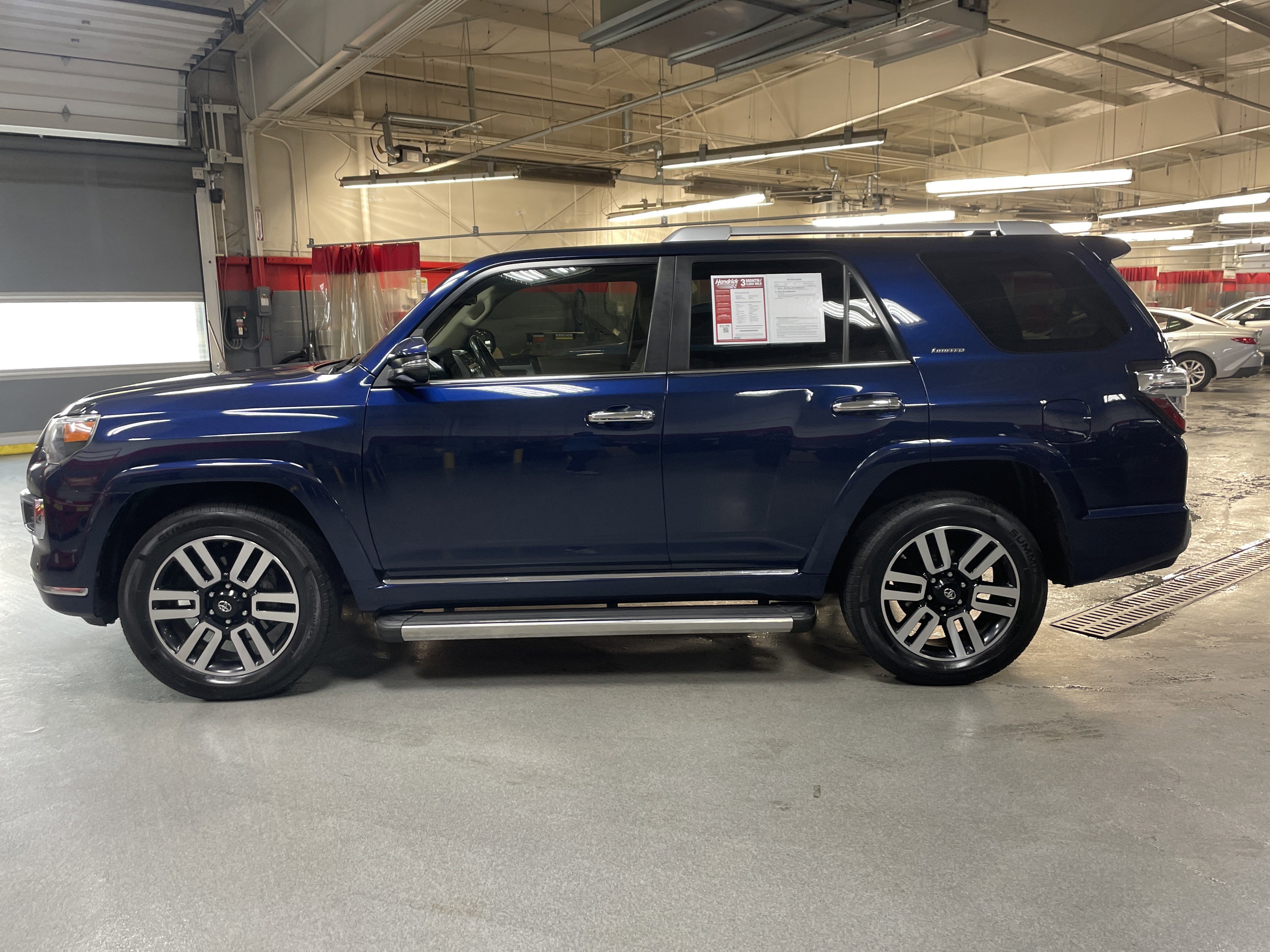Used 2016 Toyota 4Runner Limited AWD/4WD image 7