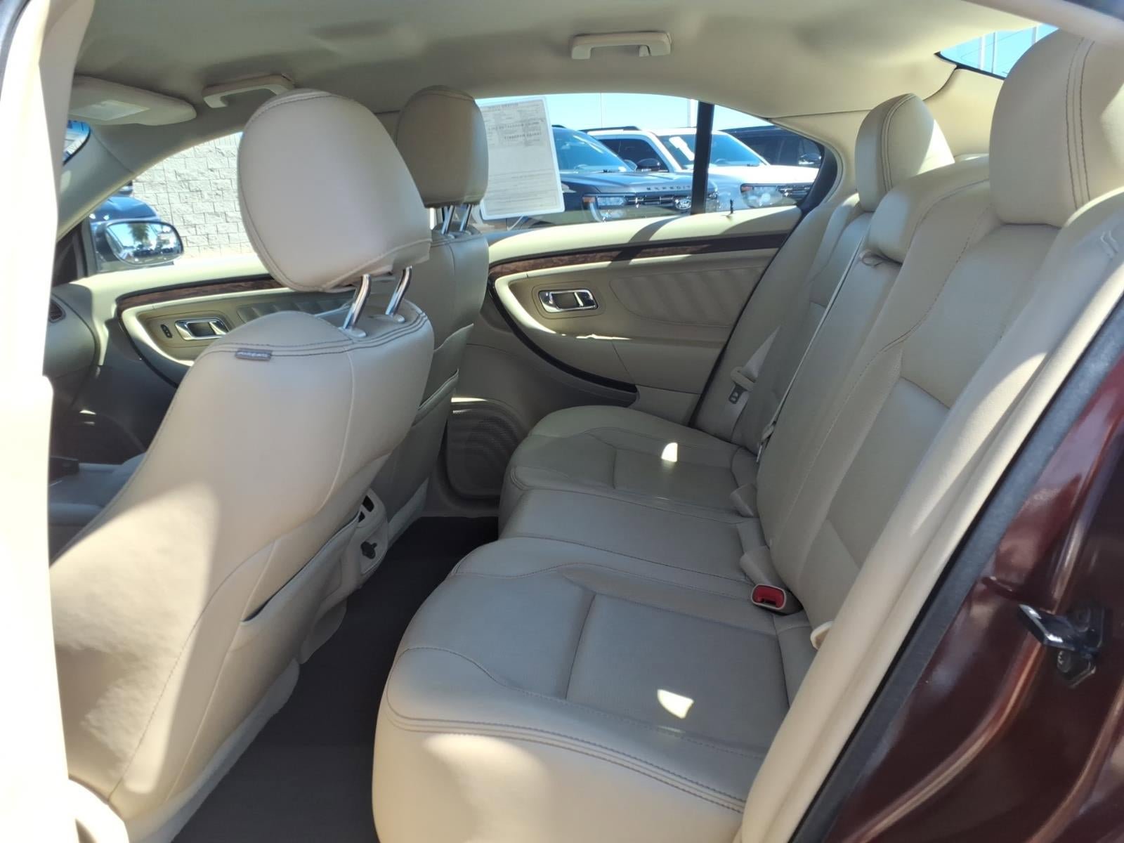 Used 2016 Ford Taurus Limited FWD image 16