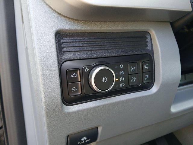 New 2025 Ford F250 XLT w/ Black Appearance Package image 14