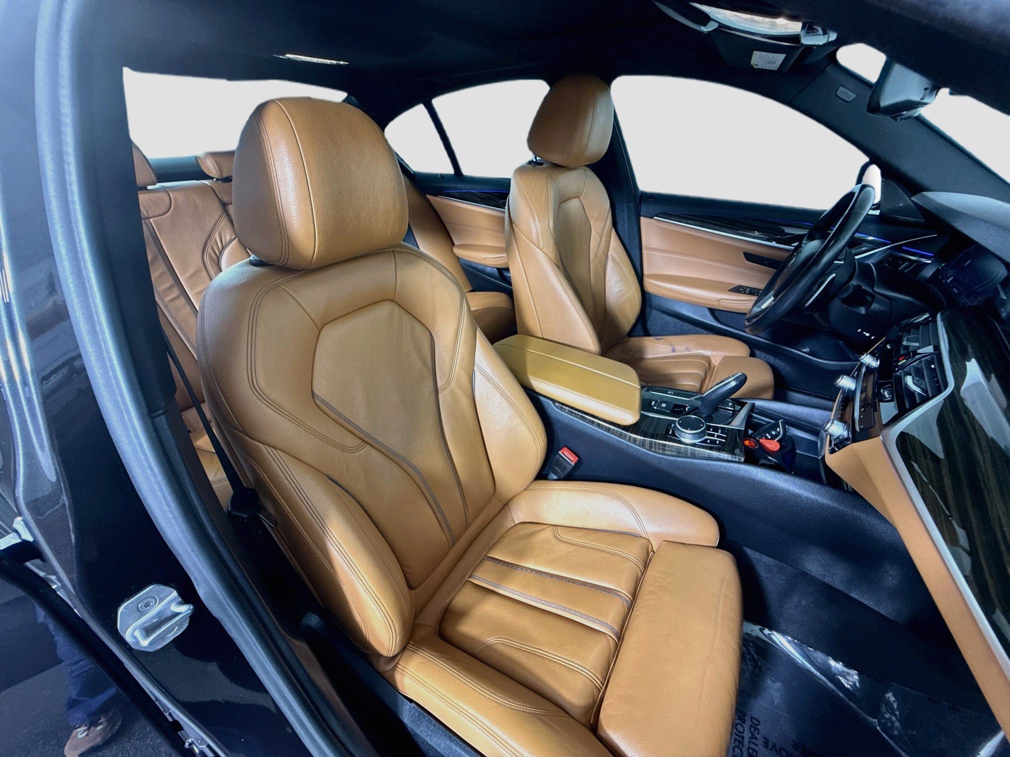 Used 2021 BMW 530i w/ Premium Package RWD image 29