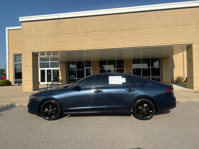 Used 2025 Honda Accord SE image 1