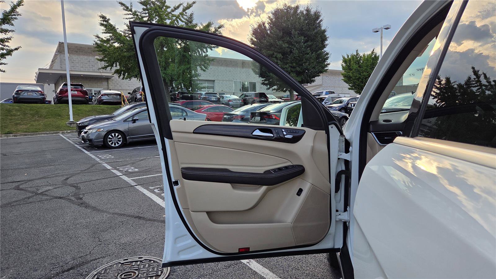 Used 2016 Mercedes-Benz GLE 350 4MATIC image 13
