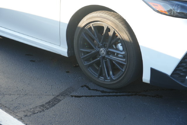 Used 2025 Toyota Camry SE FWD image 2