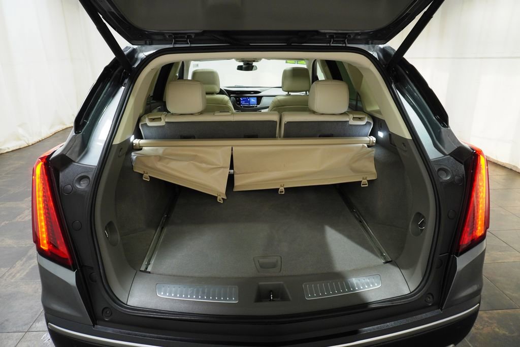 Used 2022 Cadillac XT5 Premium Luxury image 6