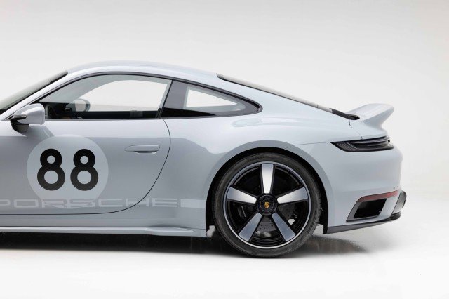 Used 2023 Porsche 911 Sport Classic image 23