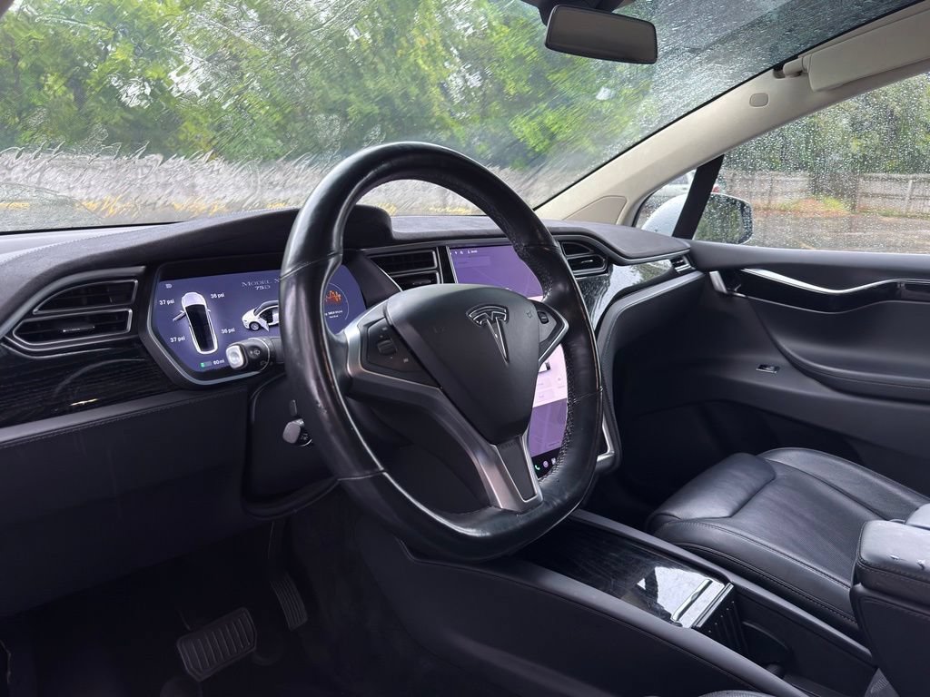 Used 2016 Tesla Model X 75D AWD/4WD image 21