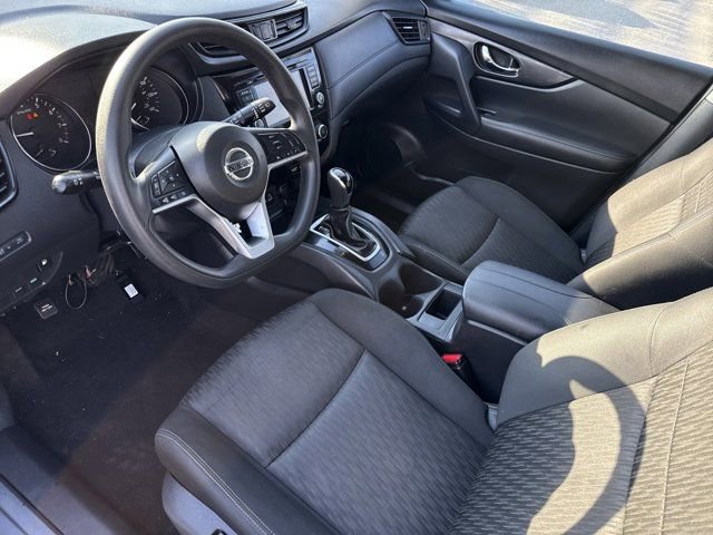 Used 2018 Nissan Rogue S image 9