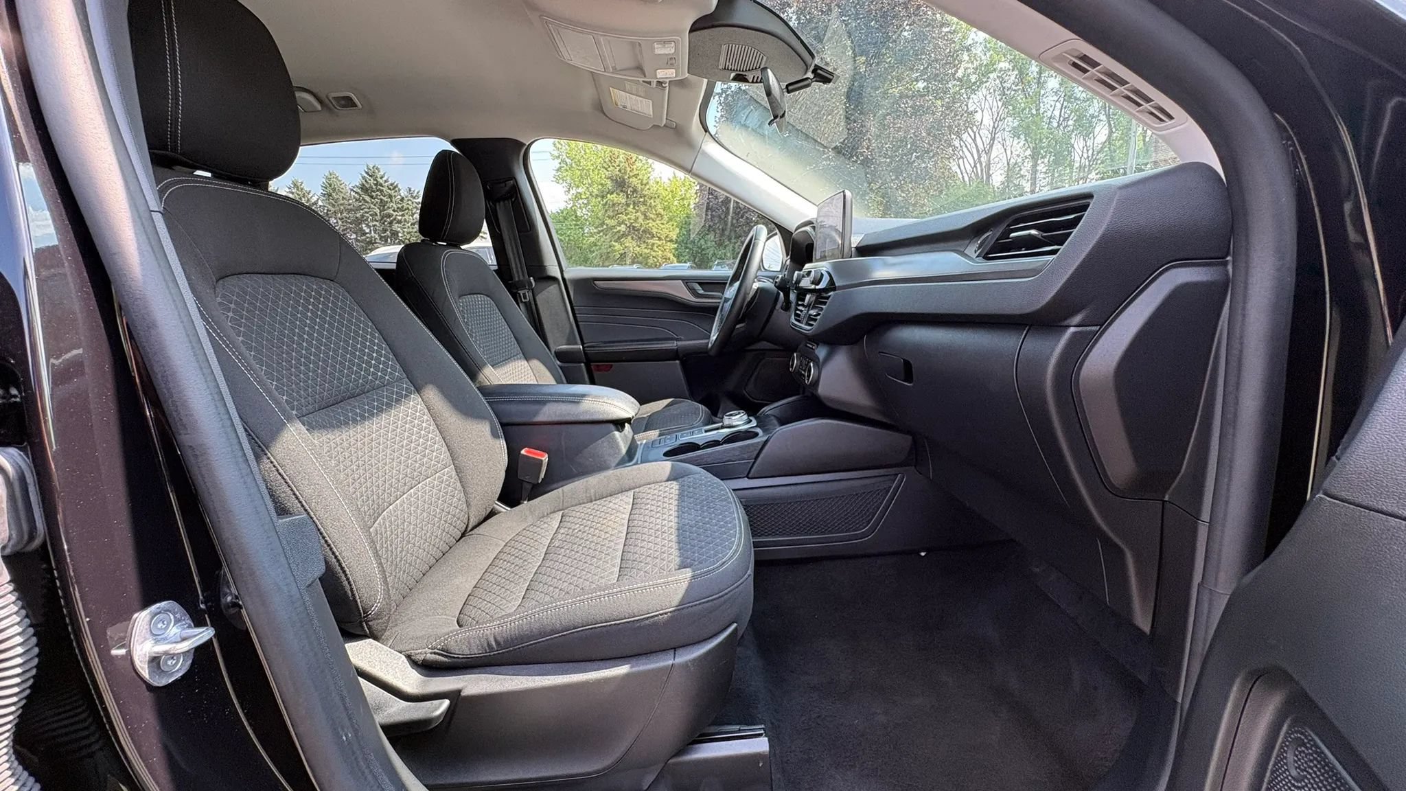 Used 2023 Ford Escape Active AWD/4WD image 40