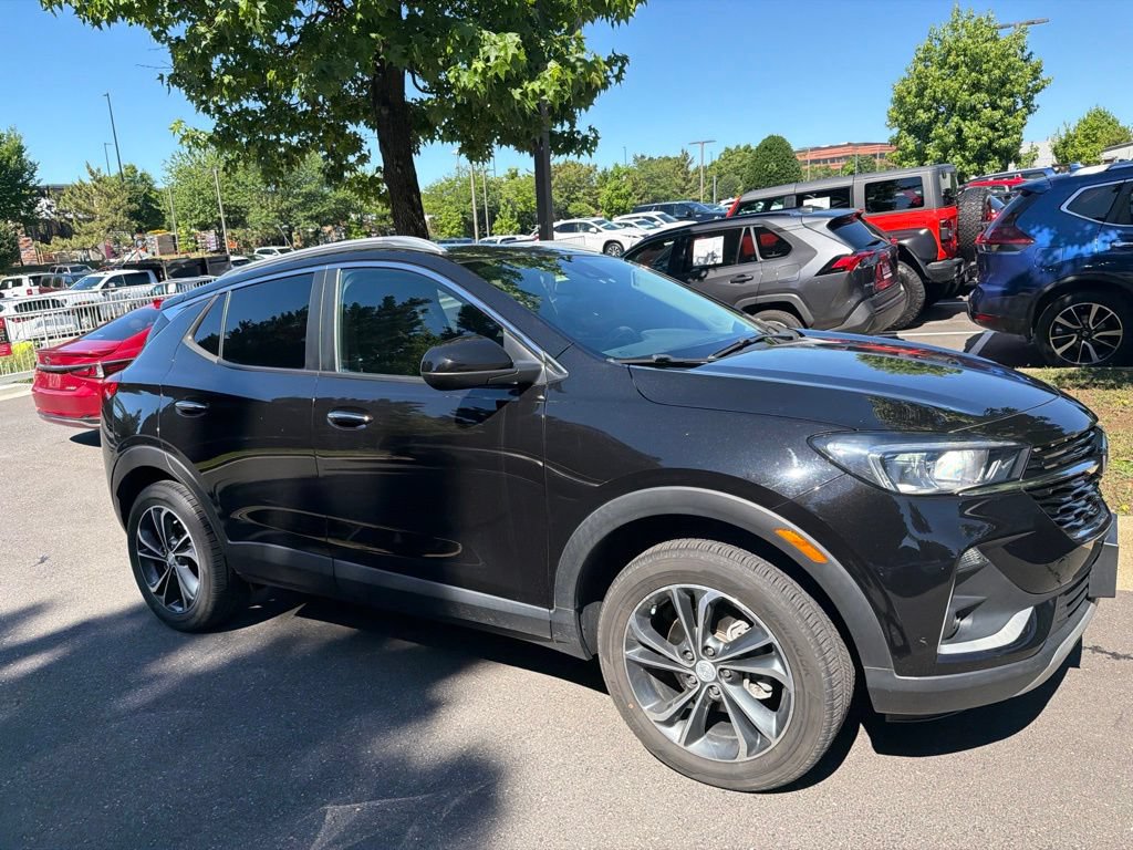 Used 2022 Buick Encore GX Select AWD/4WD image 5