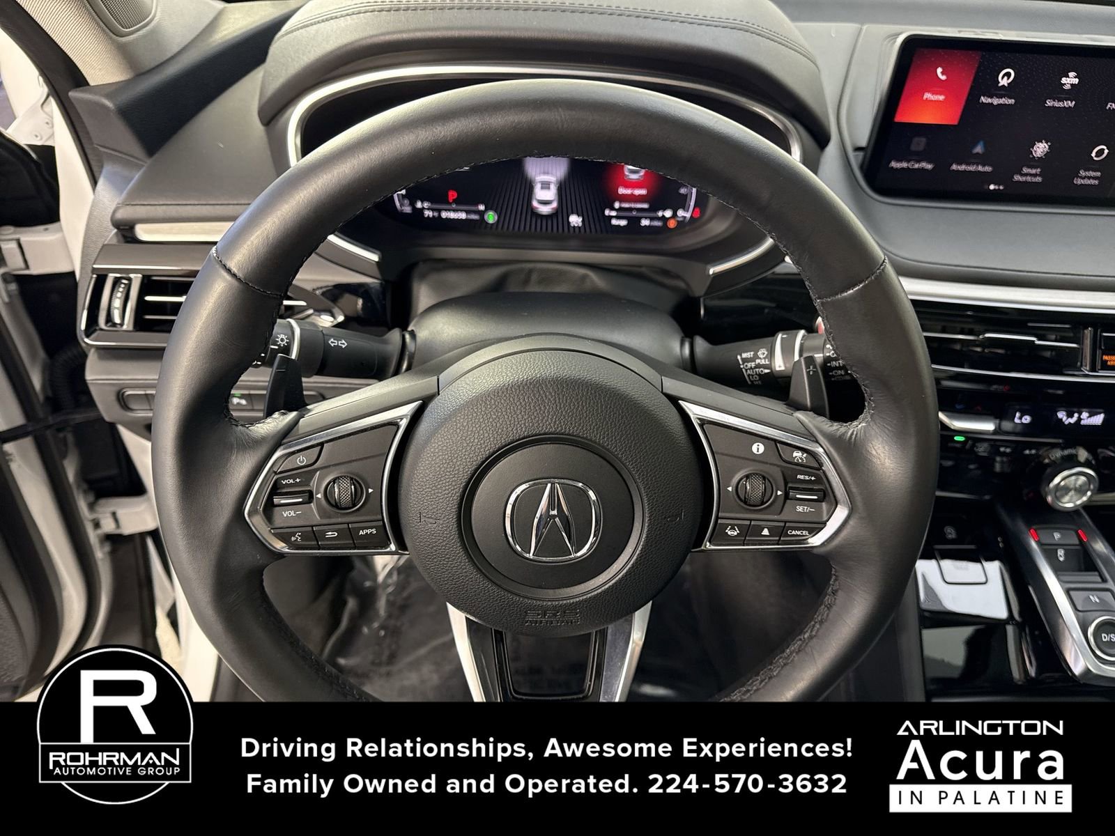 Used 2024 Acura MDX SH-AWD w/ Technology Package image 11