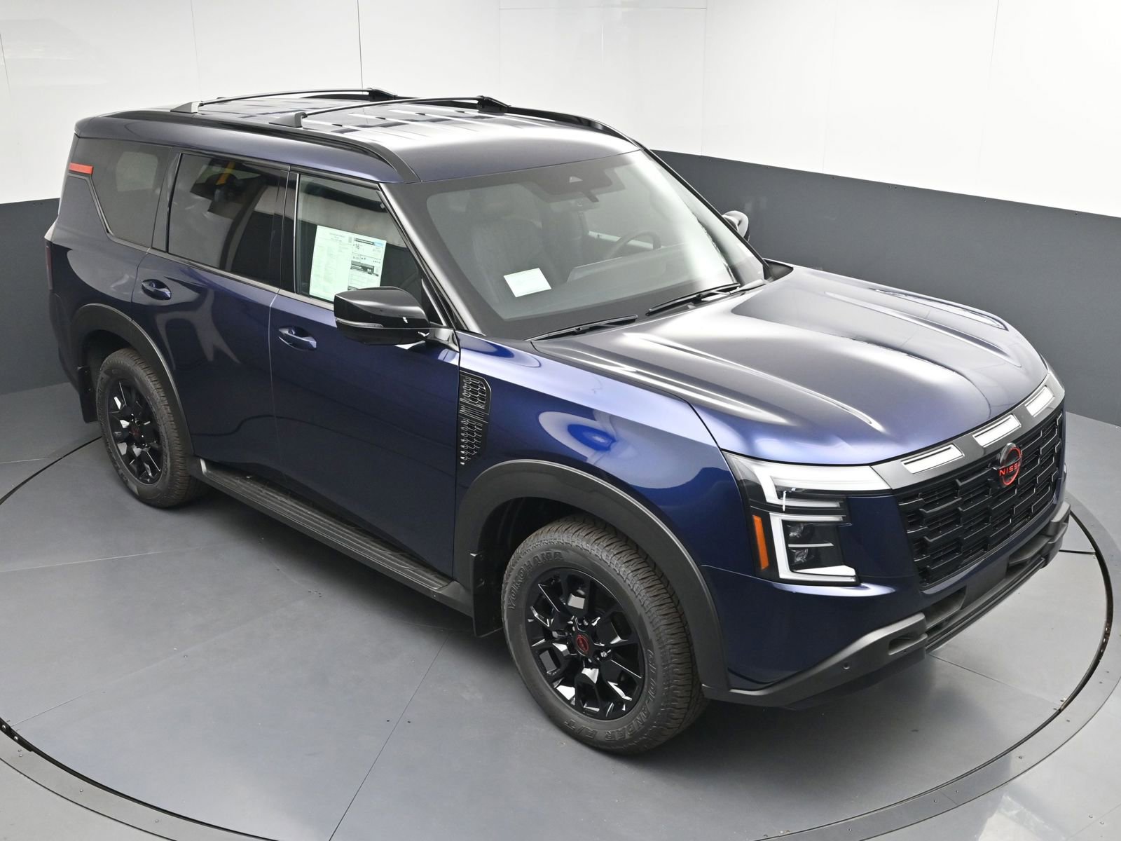 New 2025 Nissan Armada PRO-4X AWD/4WD image 33