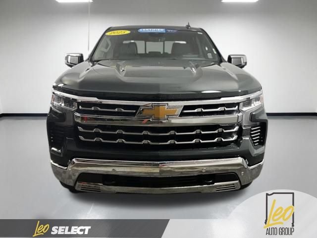 Used 2025 Chevrolet Silverado 1500 LTZ w/ Technology Package AWD/4WD image 2