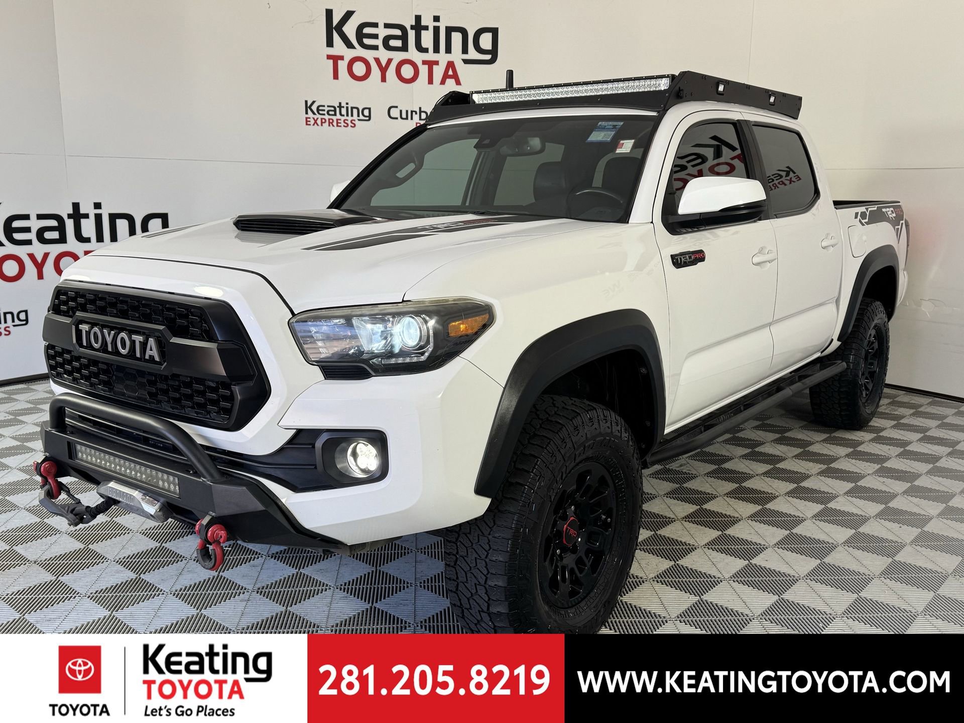 Used 2019 Toyota Tacoma TRD Pro AWD/4WD image 9