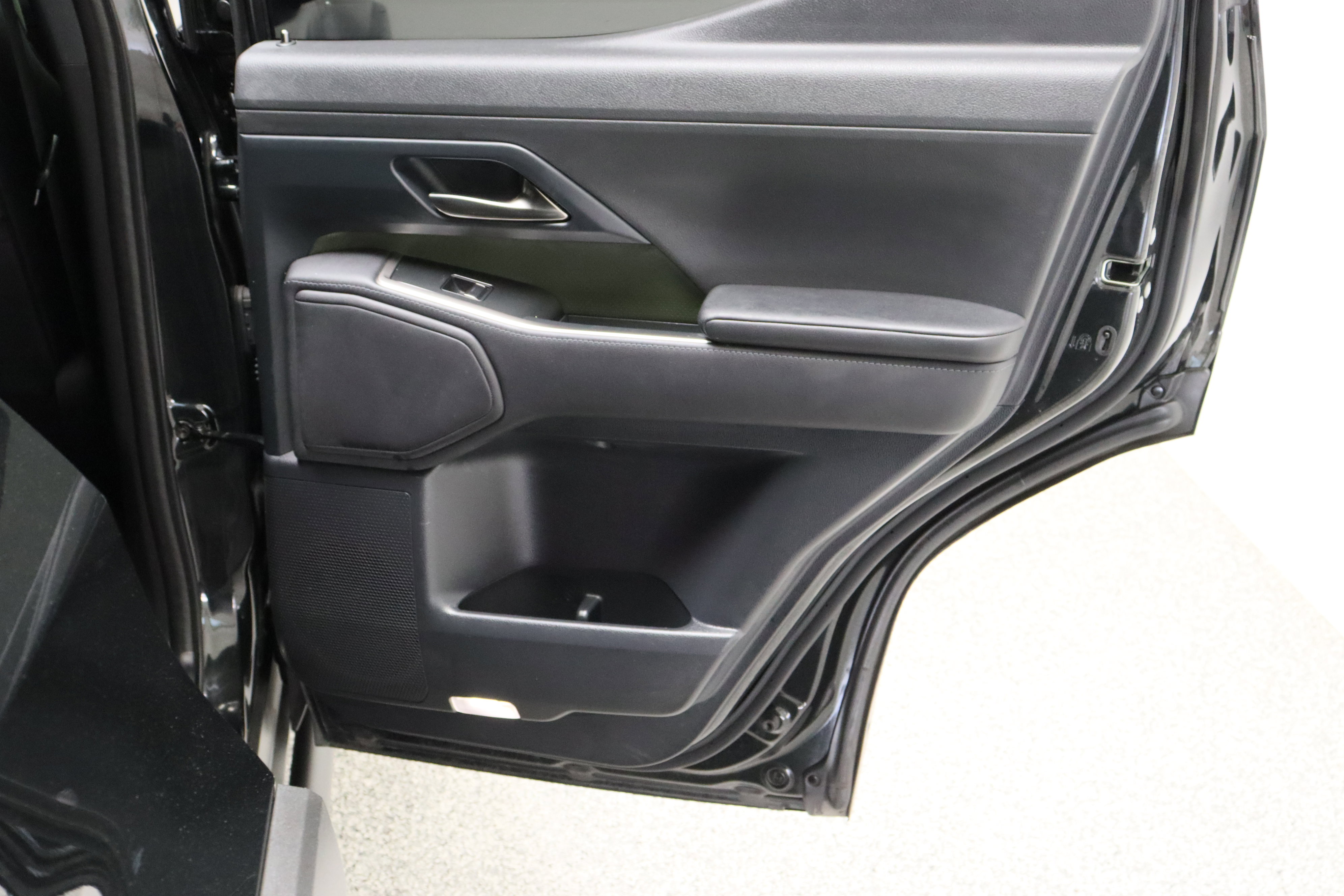 Used 2024 Lexus GX 550 image 36