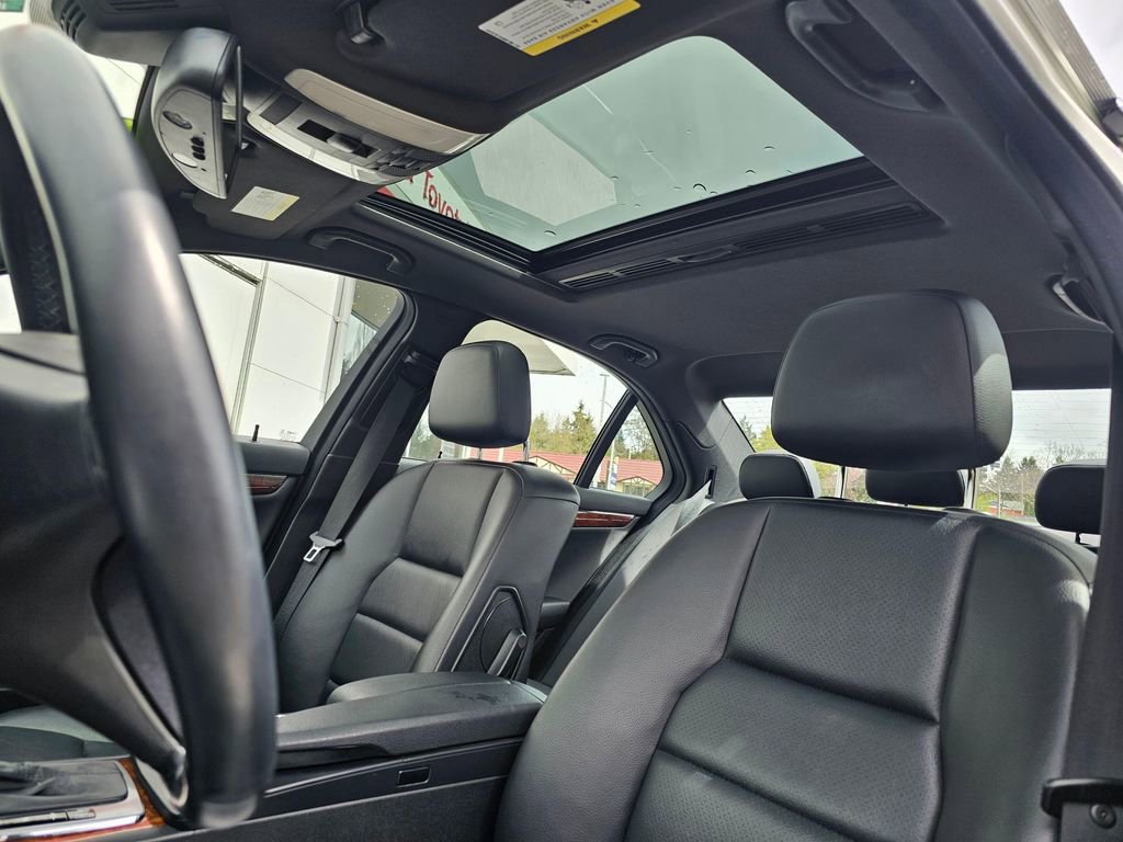 Used 2011 Mercedes-Benz C 300 4MATIC Sedan image 22