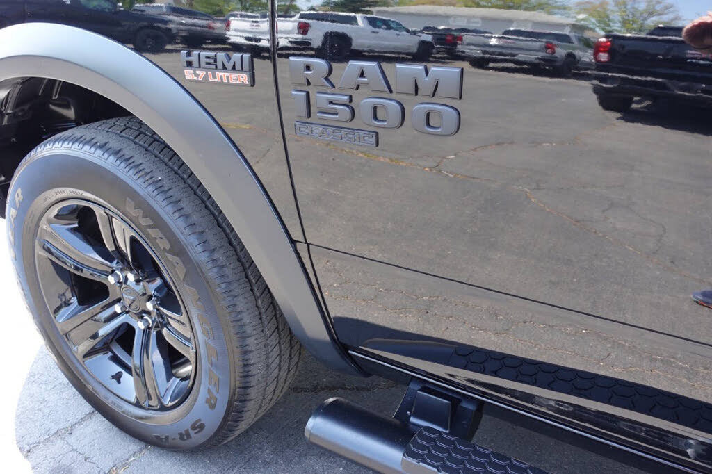 Used 2023 RAM 1500 Warlock AWD/4WD image 15