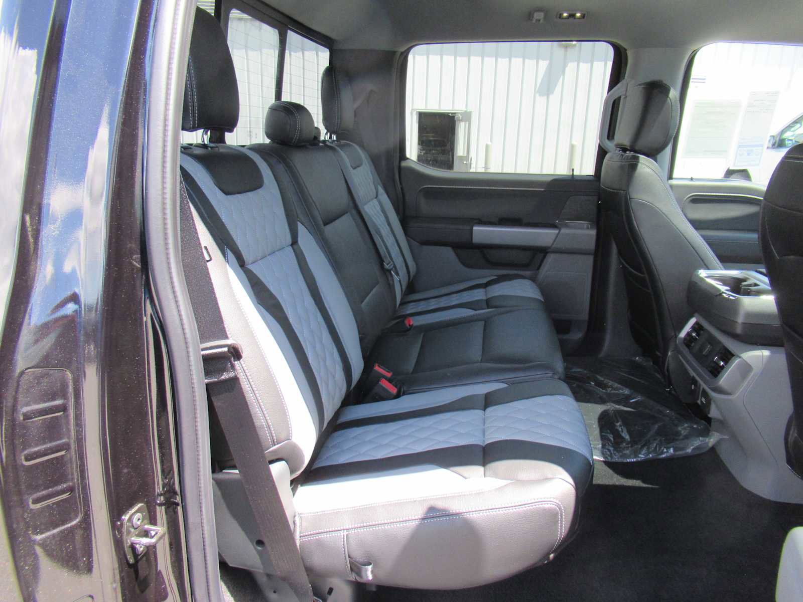 New 2025 Ford F150 XLT w/ Equipment Group 302A MID image 17