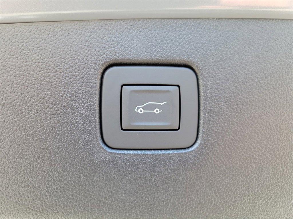 New 2026 Buick Envista Avenir image 10