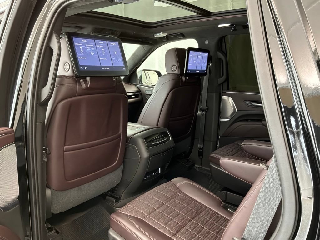 Used 2021 Cadillac Escalade Premium Luxury Platinum AWD/4WD image 28