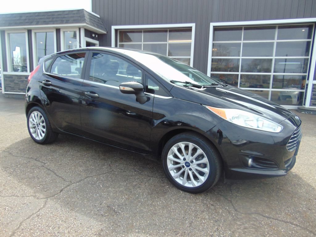 Used 2017 Ford Fiesta Titanium image 6