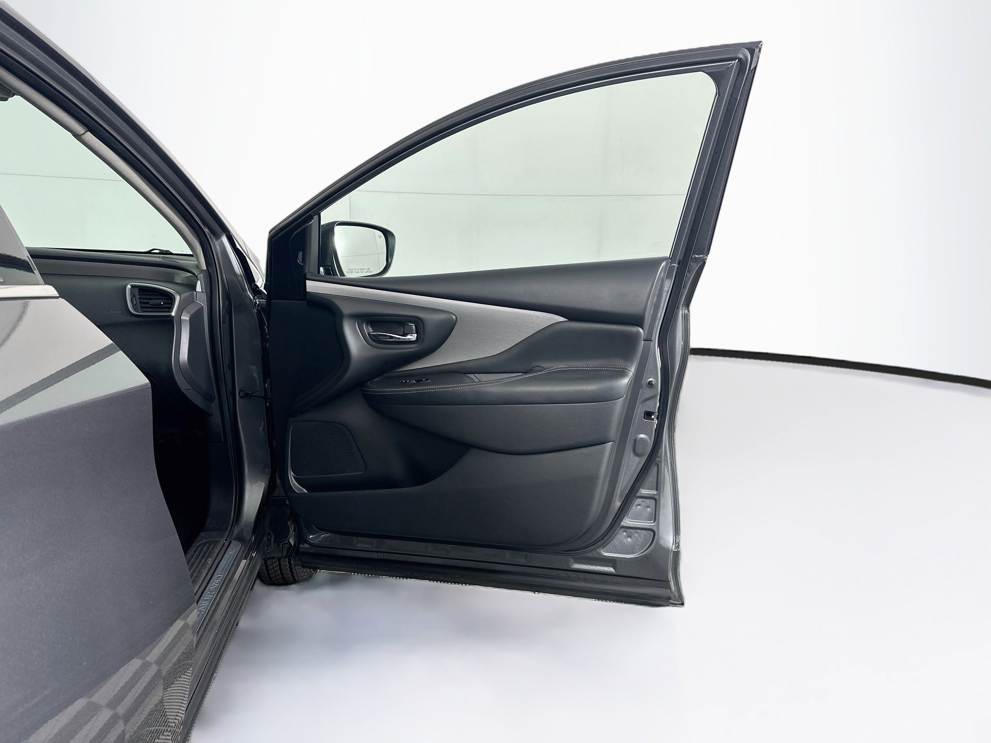 Used 2019 Nissan Murano SV w/ Premium Package FWD image 33