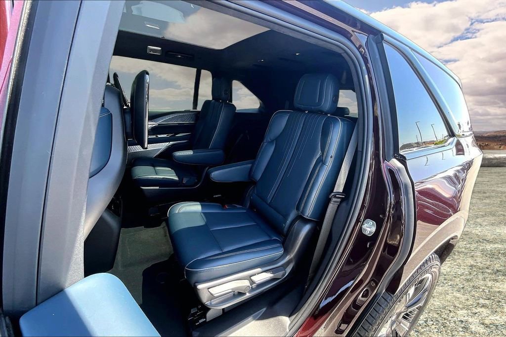 Certified 2025 Cadillac Escalade IQ Sport 2 image 22