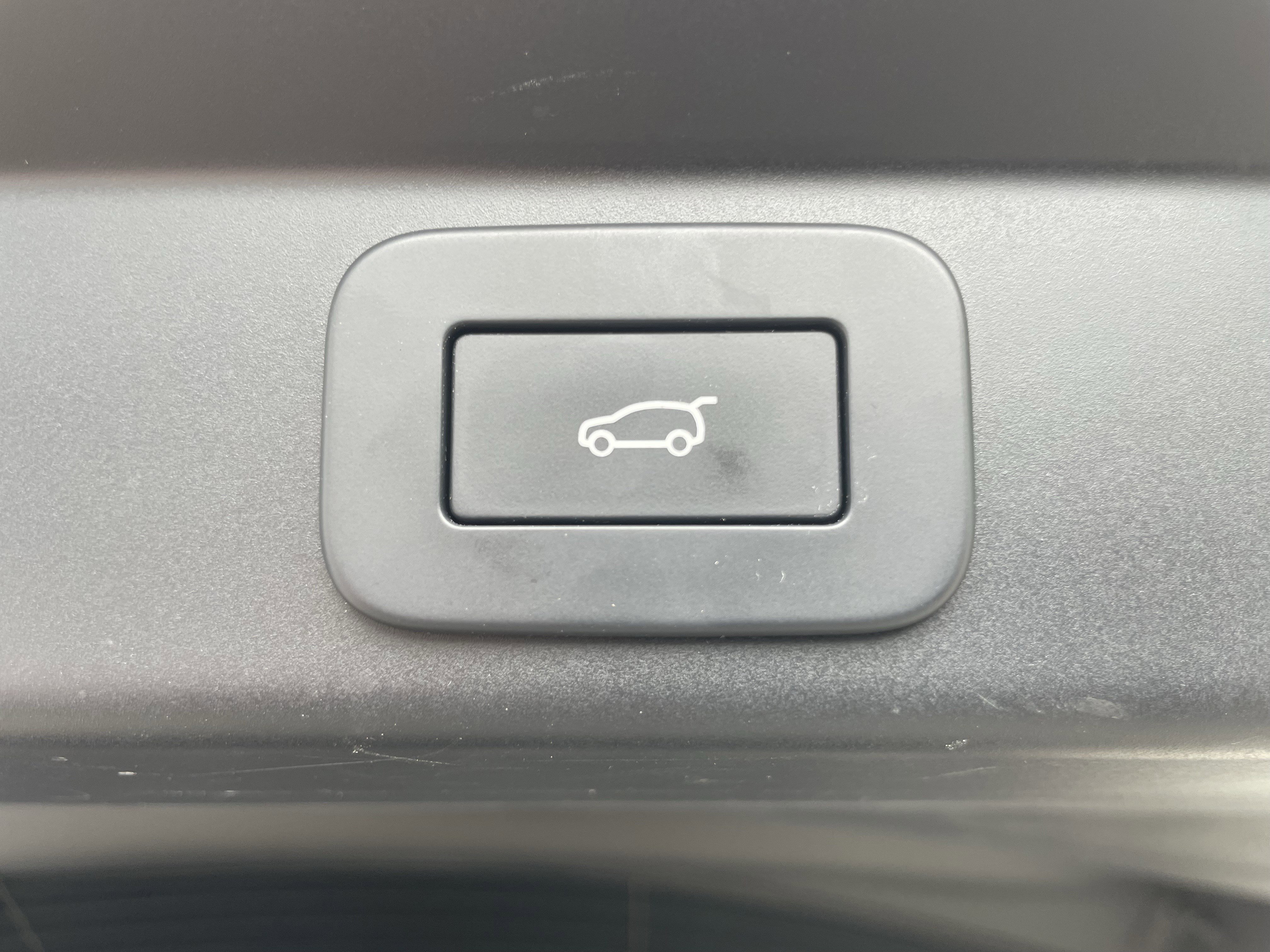 Used 2023 Land Rover Range Rover Sport SE AWD/4WD image 40