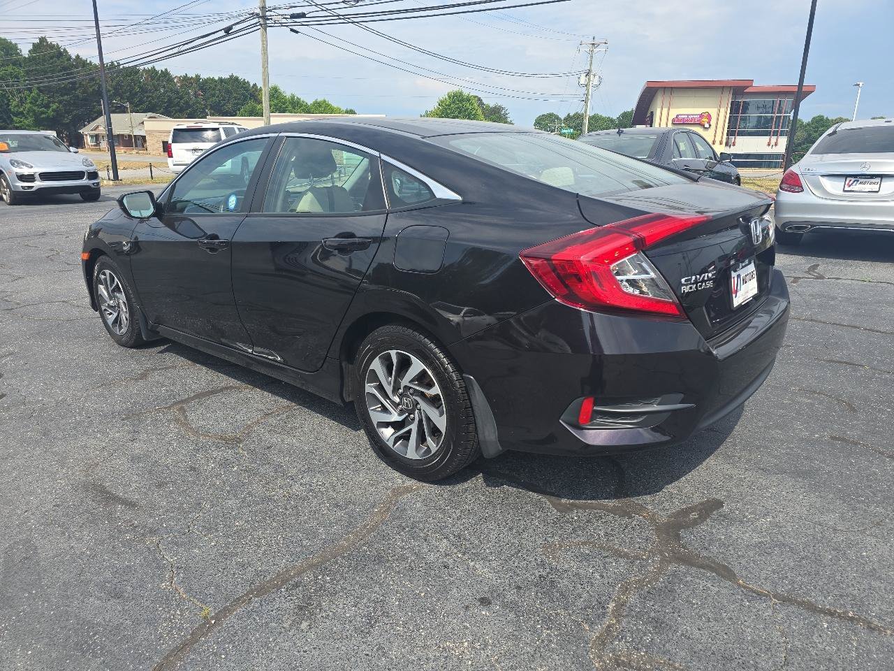 Used 2016 Honda Civic EX image 8