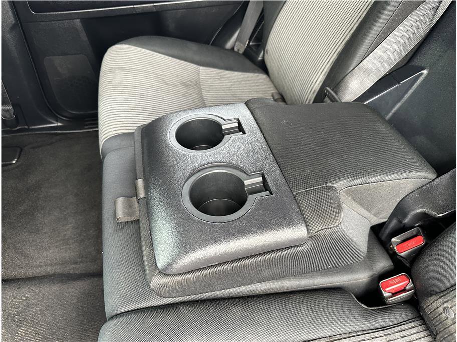 Used 2016 Toyota 4Runner SR5 AWD/4WD image 18