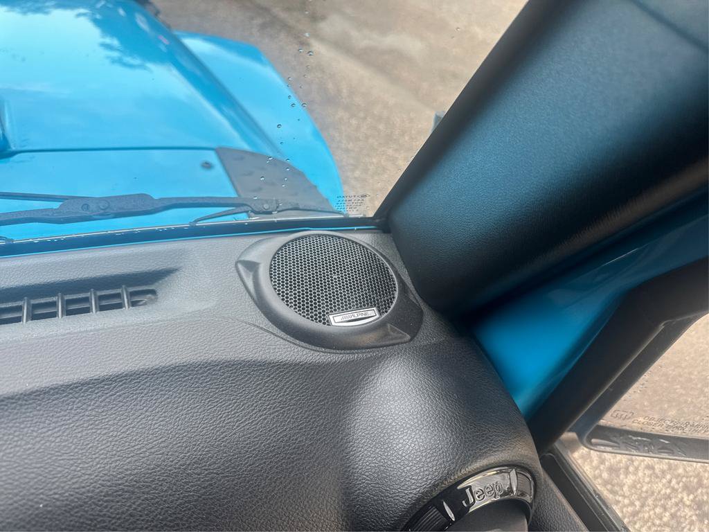 Used 2017 Jeep Wrangler Unlimited Sahara AWD/4WD image 22