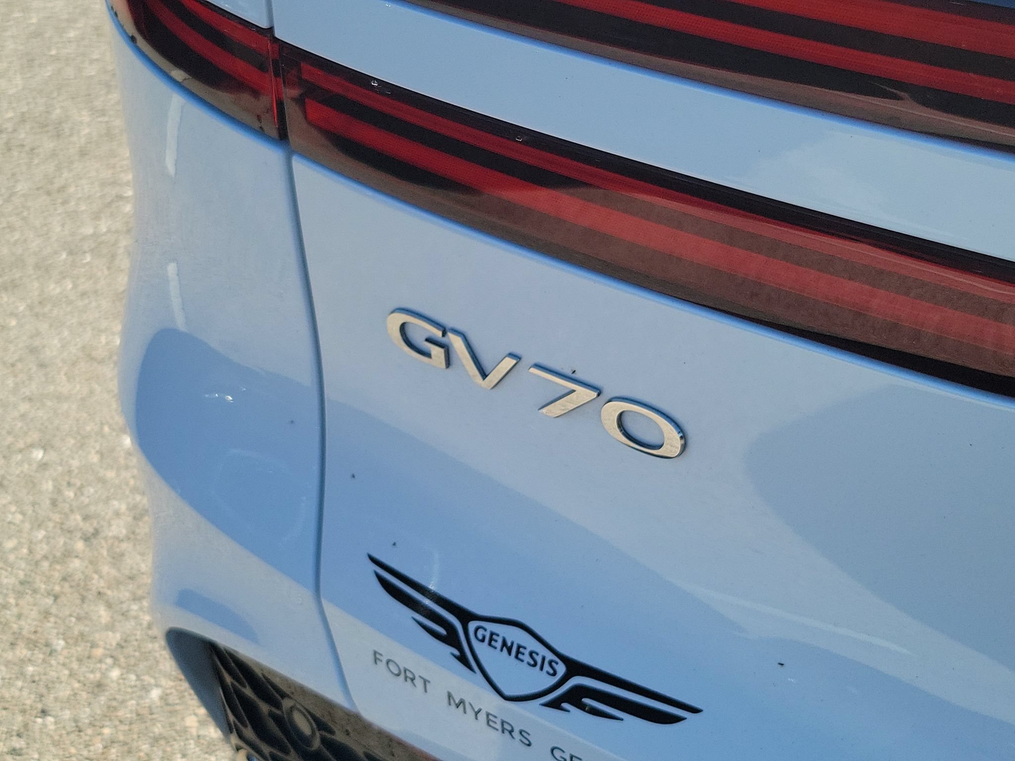 Certified 2025 Genesis GV70 2.5T w/ Advanced Package AWD/4WD image 10