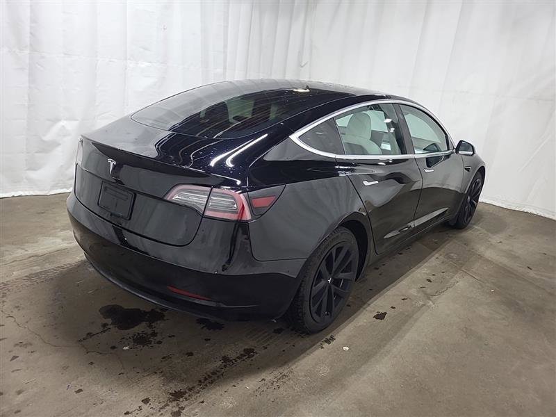 Used 2019 Tesla Model 3 Standard Range Plus image 10