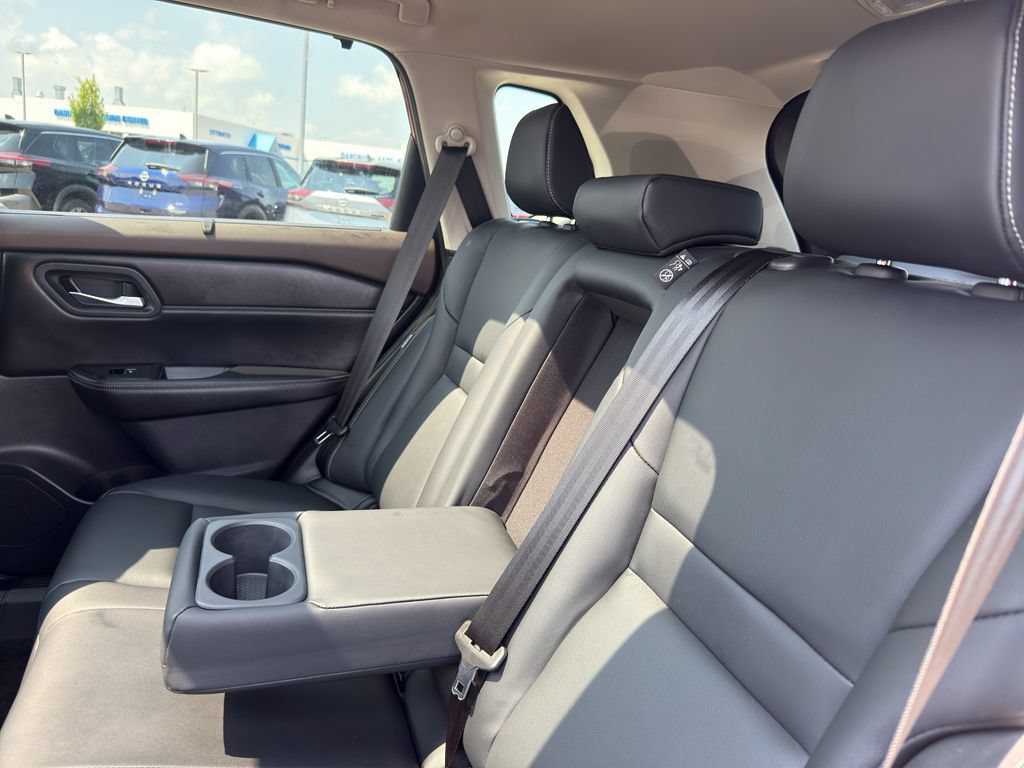 Certified 2023 Nissan Rogue SL w/ SL Premium Package AWD/4WD image 34