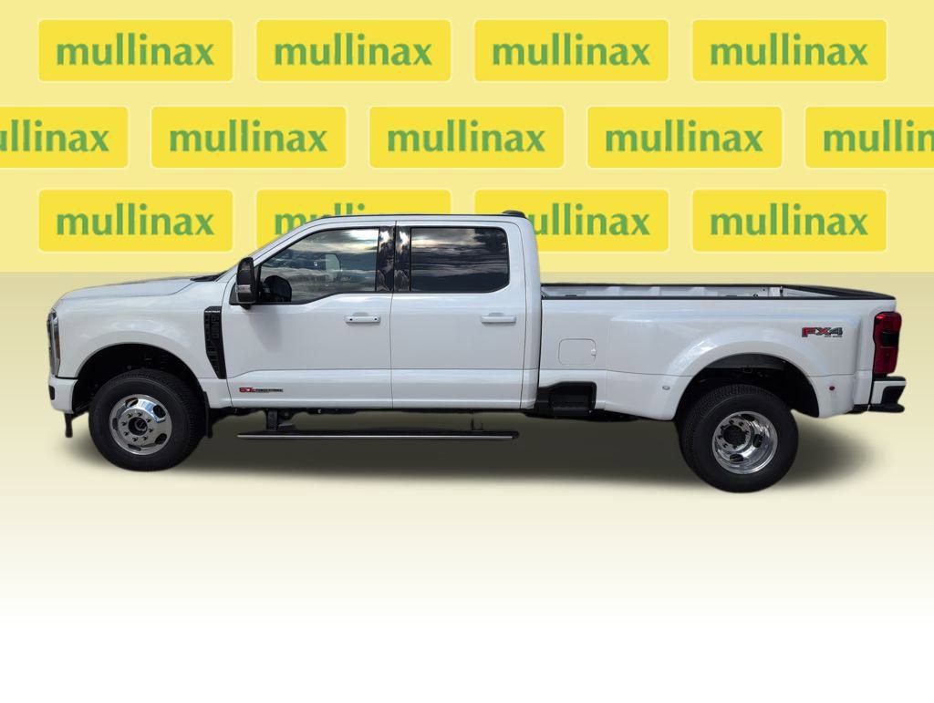 New 2026 Ford F350 Platinum w/ FX4 Off-Road Package image 11