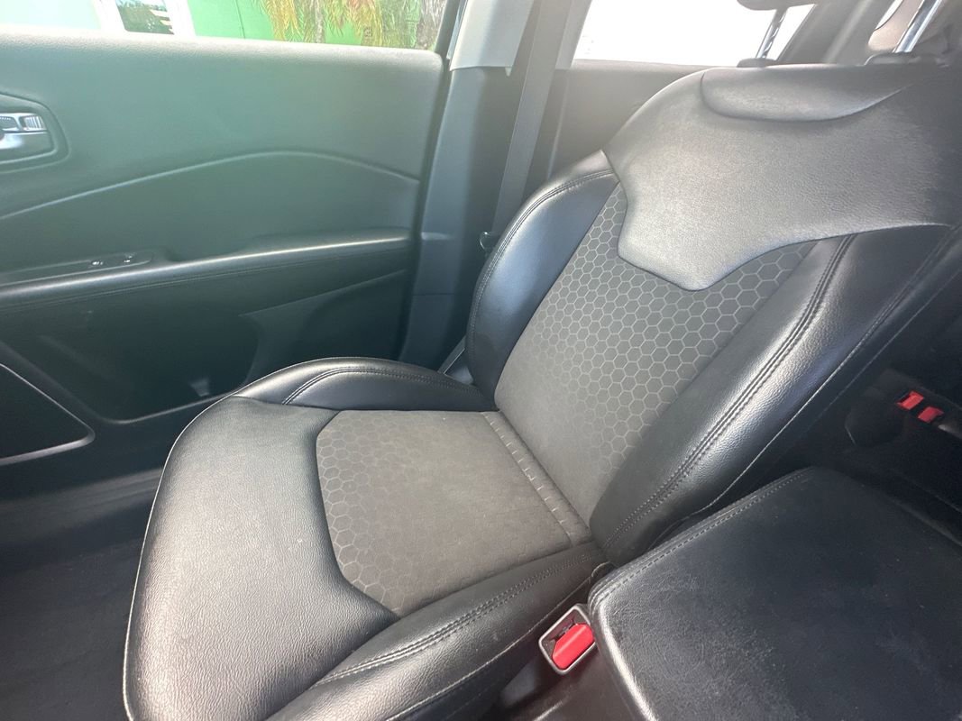 Used 2018 Jeep Compass Altitude w/ Popular Equipment Group image 14