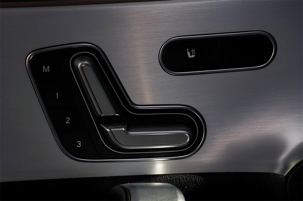 Used 2023 Mercedes-Benz CLA 250 4MATIC image 27