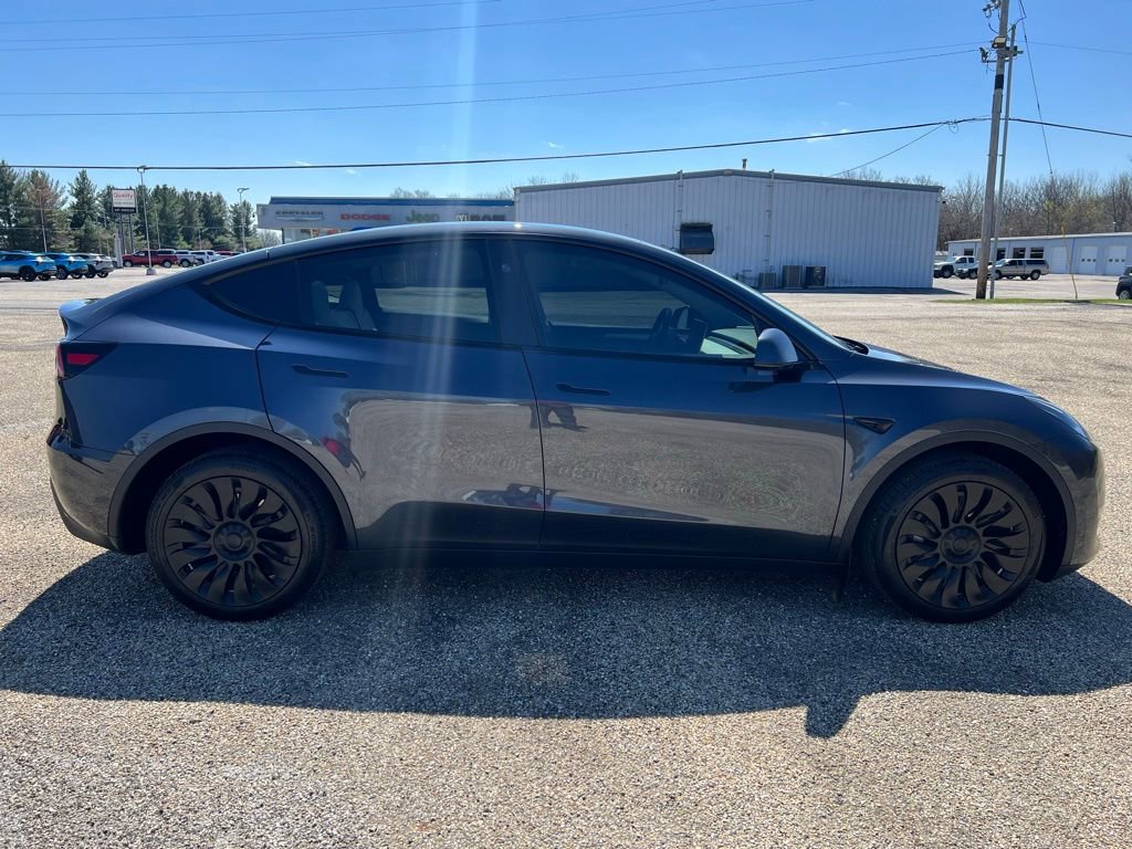 Used 2024 Tesla Model Y Long Range image 6