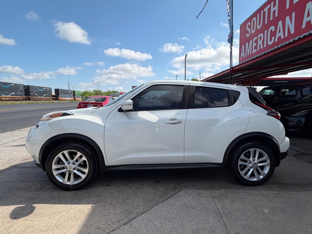 Used 2016 Nissan Juke SV FWD image 4