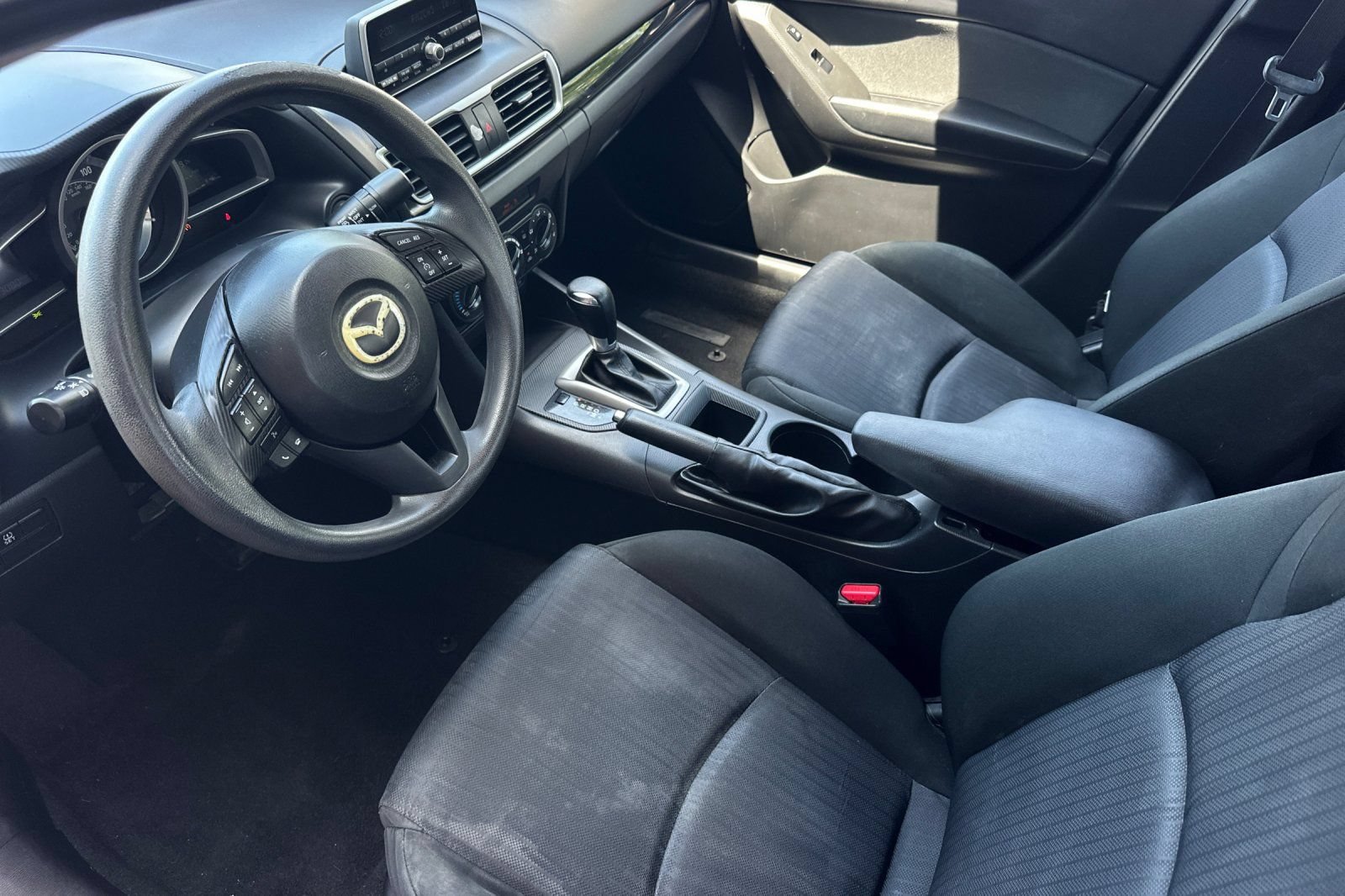 Used 2014 MAZDA MAZDA3 i Sport FWD image 10